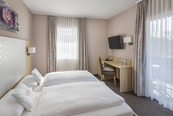 Hotel Schwaers Loewen Freiburg Екстериор снимка